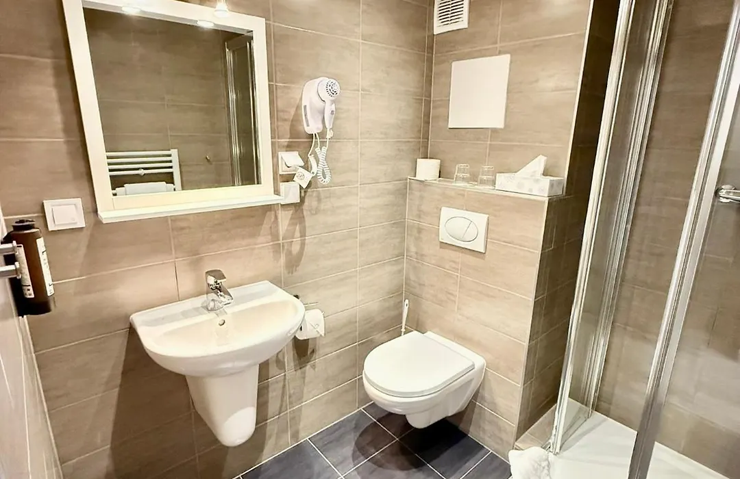 Burghotel Nuernberg-1